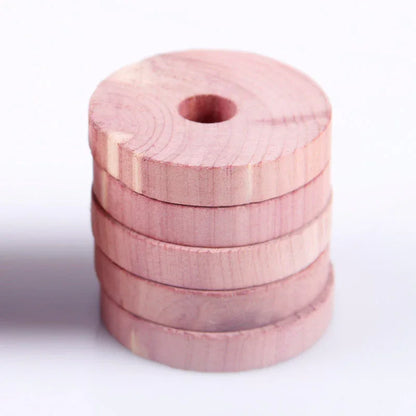 Anneaux et blocs de cèdre pour placard et rangement de chaussures