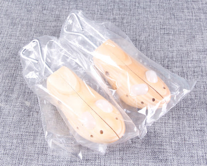 Adjustable Pine Wood Shoe Trees & Shoe Stretcher