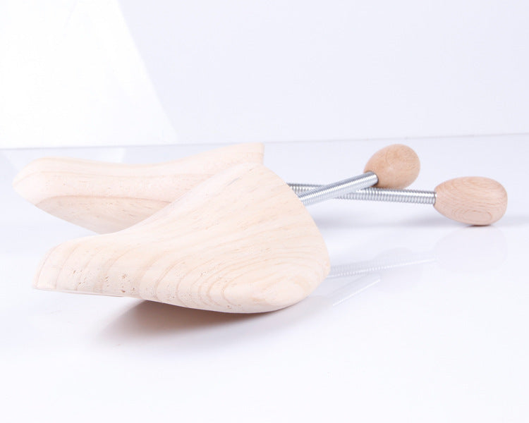 Adjustable Pine Wood Shoe Trees with Single Spring
