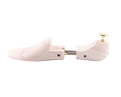 Adjustable New Zealand Pine Shoe Trees for Shape Retention and Crease Prevention